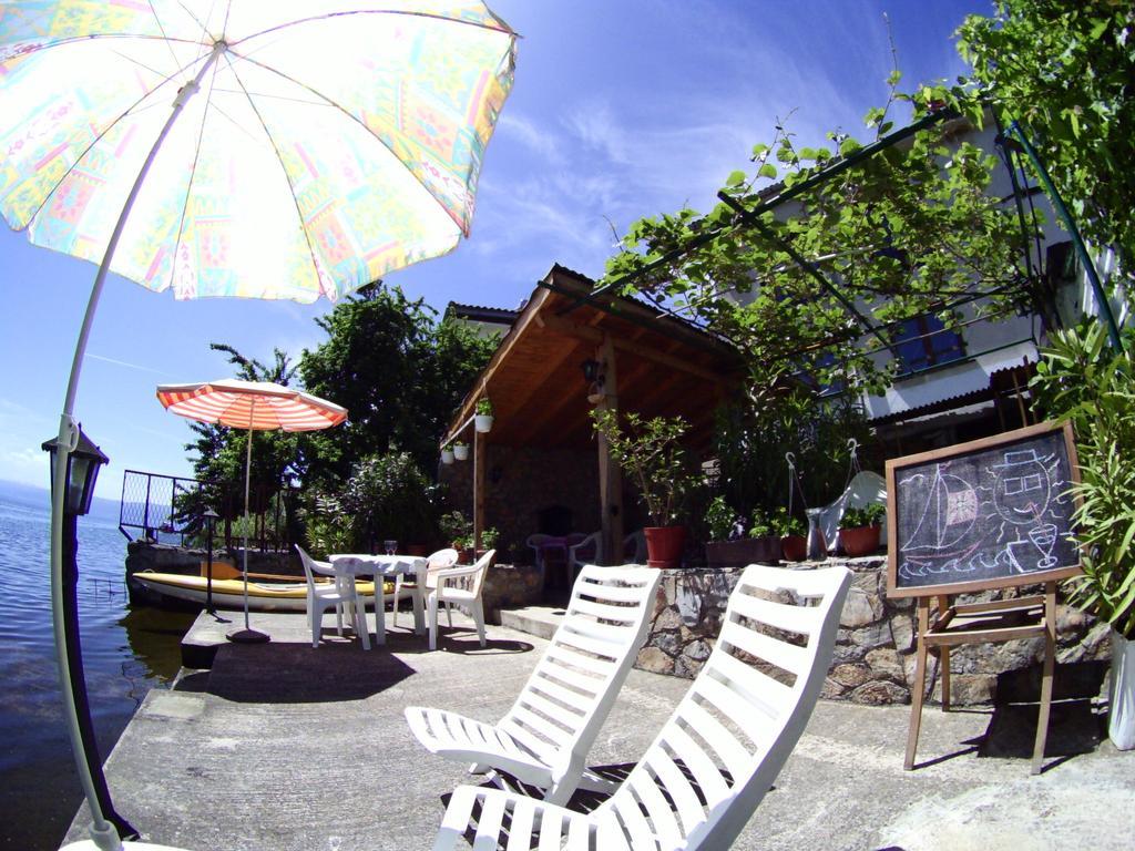 'By The Lake' Apartments Ohrid Bilik gambar