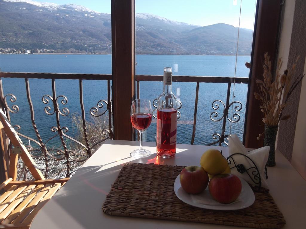 'By The Lake' Apartments Ohrid Luaran gambar